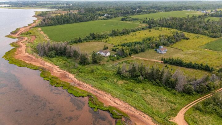 Photo de la propriété:  154 Charlottes Shore Lane  PE C0A 1T0 