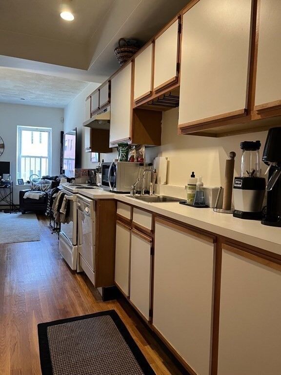 Property Photo:  222 North Street 1  MA 02113 