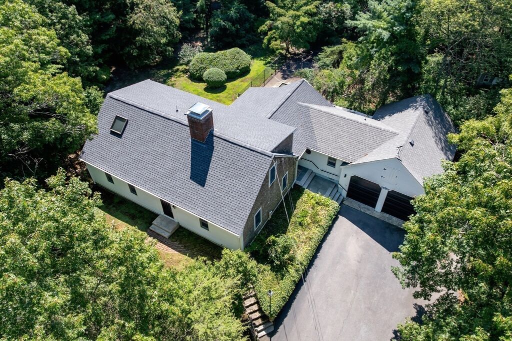 Property Photo:  86 Plymouth St  MA 02330 