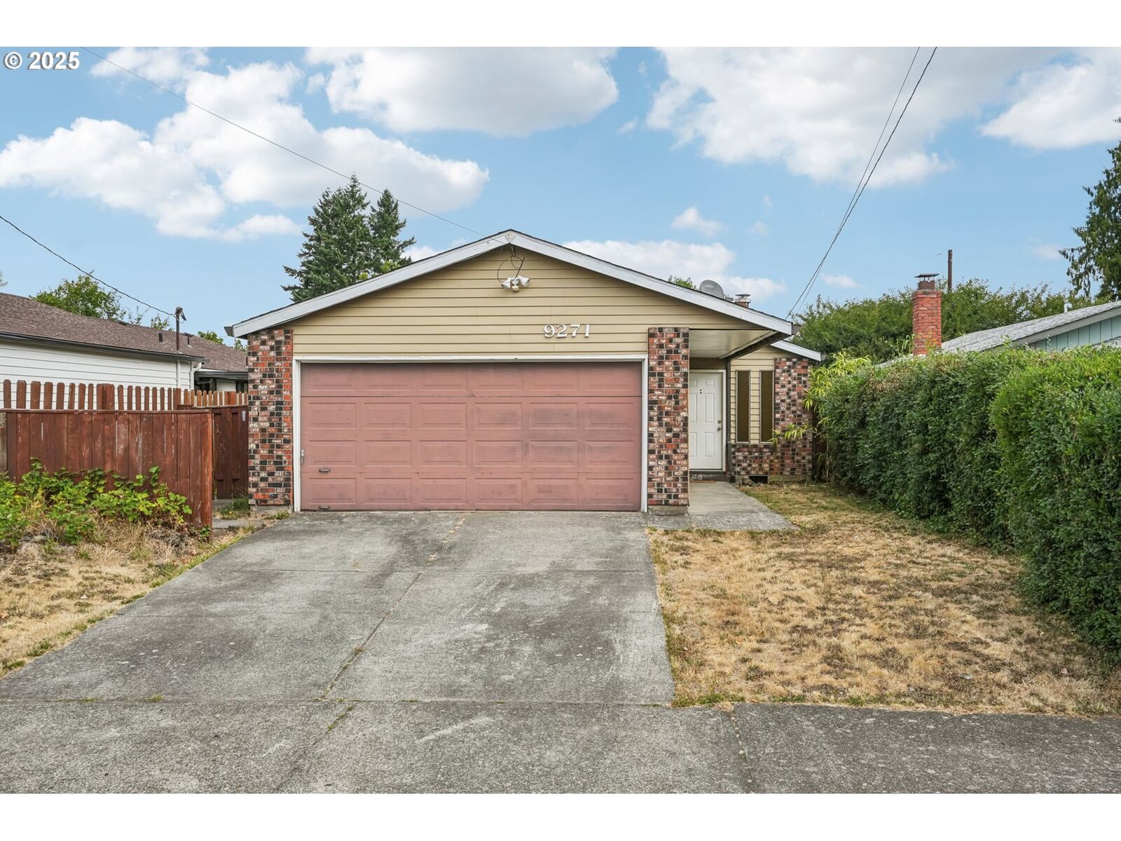 Property Photo:  9271 SE Clay St  OR 97216 
