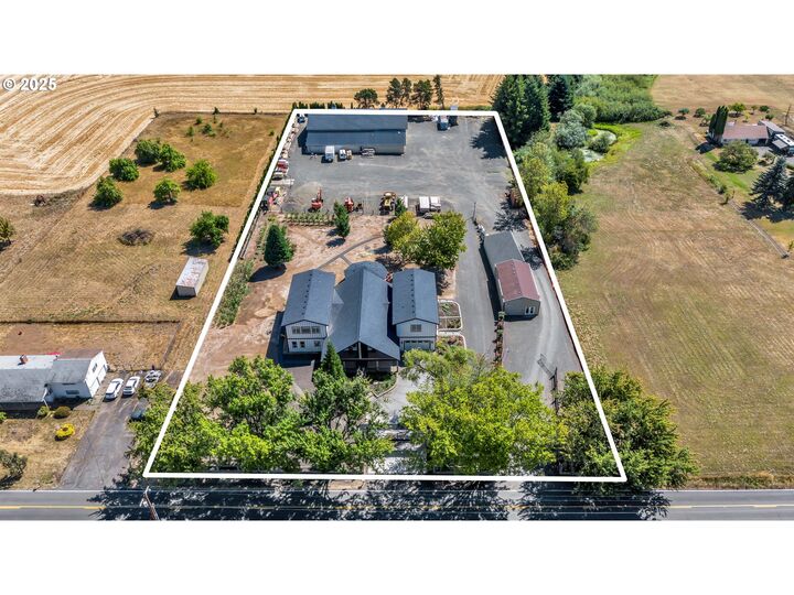 Property Photo: 6560 SW Rood Bridge Rd OR 97123