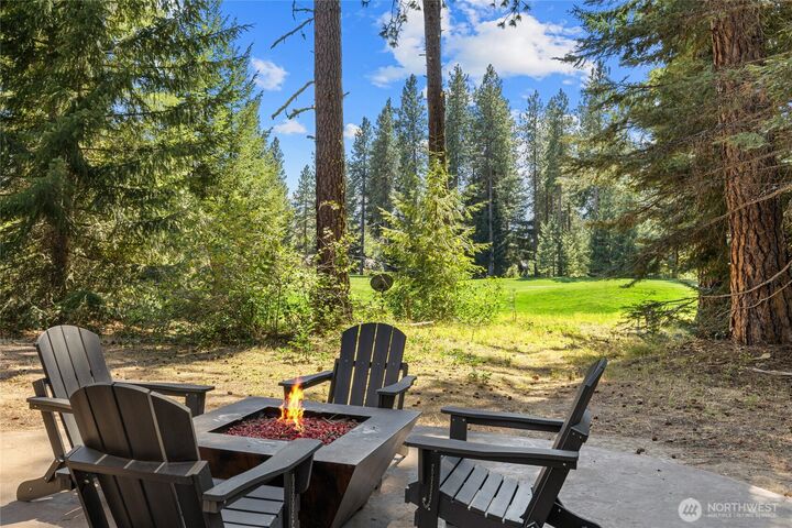 Property Photo:  110  Larkspur Loop  WA 98922 