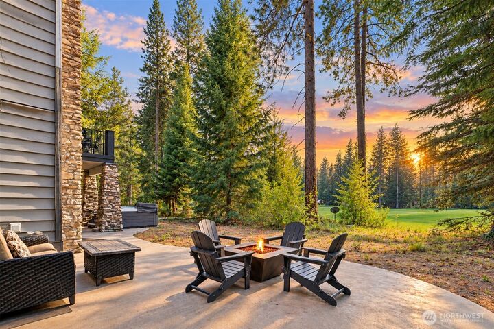 Property Photo:  110  Larkspur Loop  WA 98922 