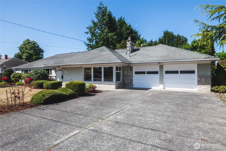 Property Photo:  101  Belmont Terrace  WA 98274 