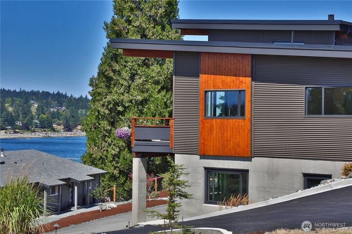 Property Photo:  5453  Harborside Lane  WA 98249 