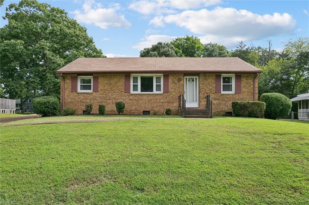 Property Photo:  150 Banneker Dr  VA 23185 