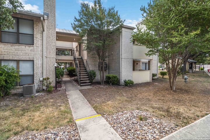 Property Photo: 11843 Braesview 1807 TX 78213