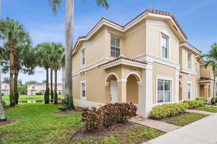 Property Photo:  12847 SW 31st Ct  FL 33027 