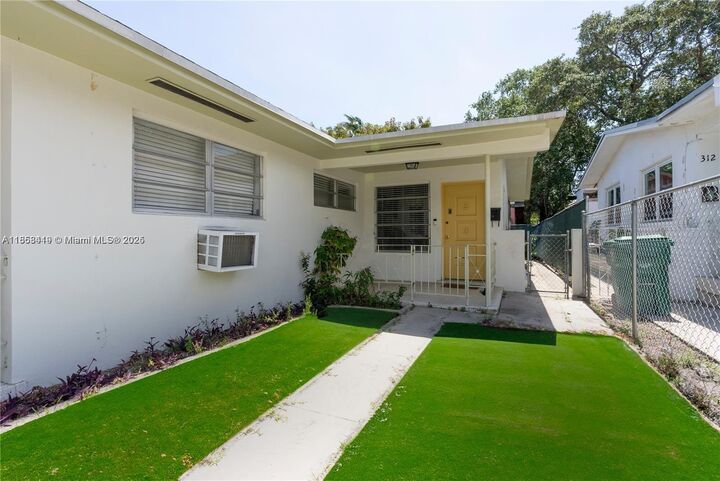 Property Photo:  320 NE 55th Ter 320  FL 33137 