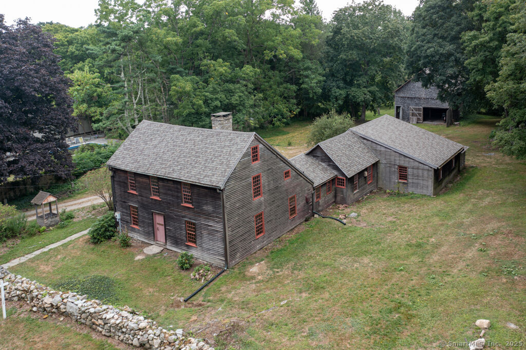 Property Photo:  131 Cow Hill Road  CT 06413 