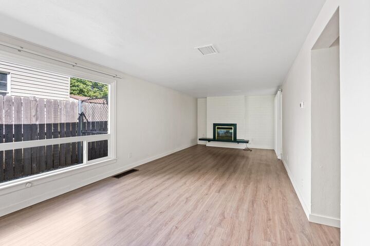 Property Photo:  1307 E. Thurston Ave  WA 99203 