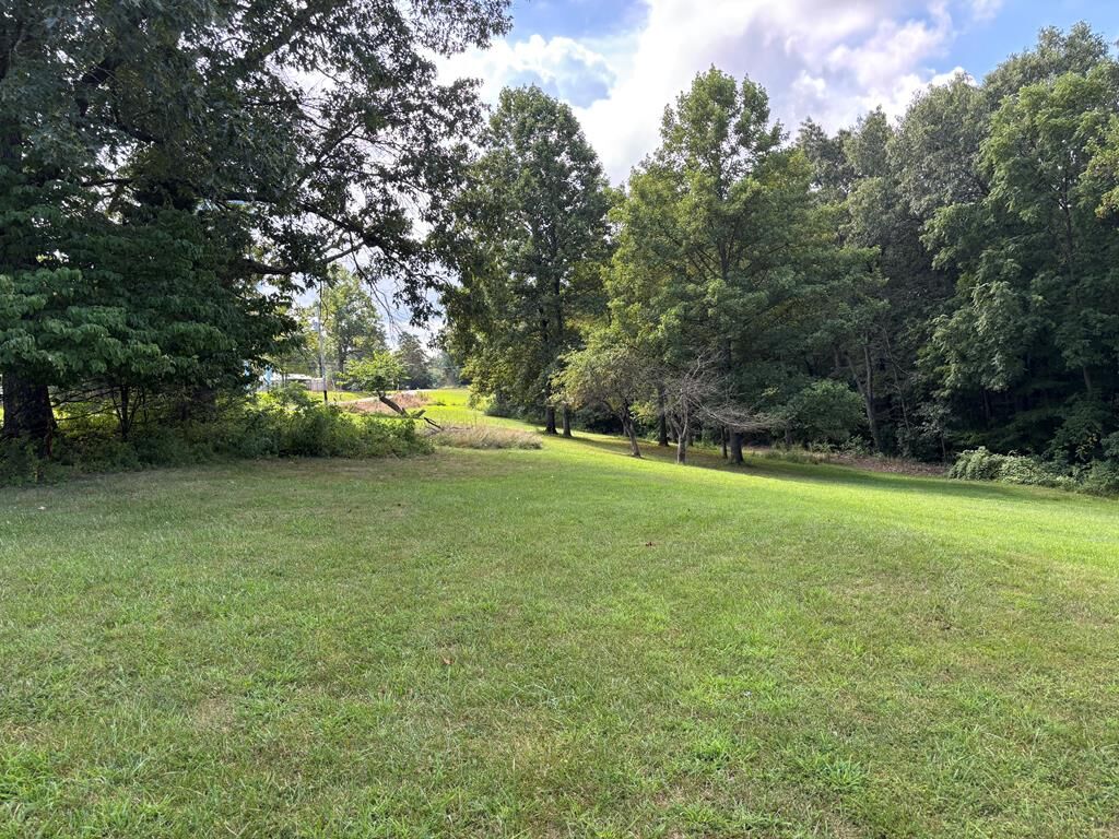 Property Photo:  1573 Hartwood Road  OH 45601 