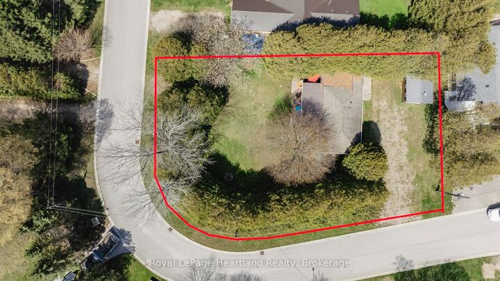 Property Photo: 116 Seneca Street ON N0G 2R0