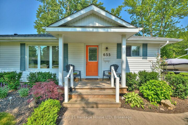 655 Ferndale Avenue  Fort Erie ON L2A 5C7 photo