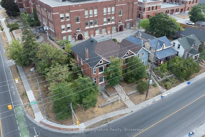 Property Photo: 514-516 Aylmer Street N ON K9H 3W5