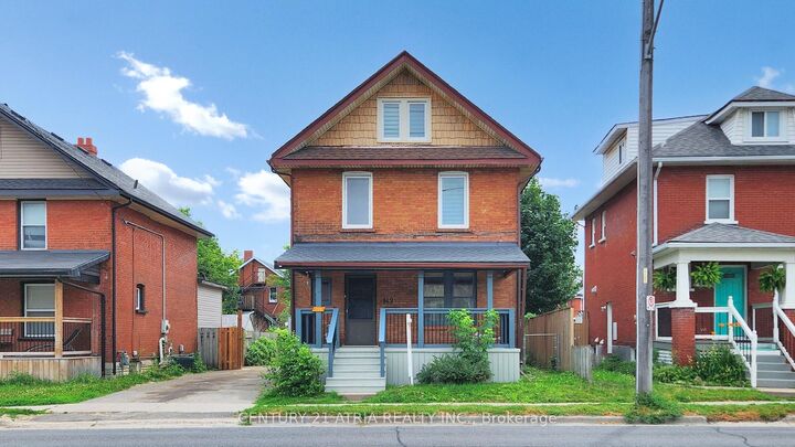 149 Adelaide Avenue E  Oshawa ON L1G 1Z2 photo