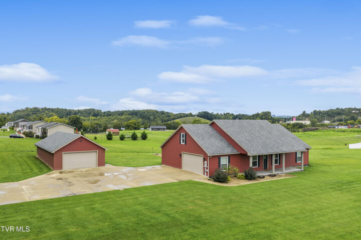 Property Photo:  210 Raders Sidetrack Road  TN 37743 