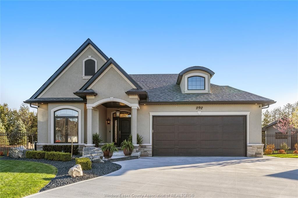 Photo de la propriété: 292 Christine Avenue ON N8L 1B5
