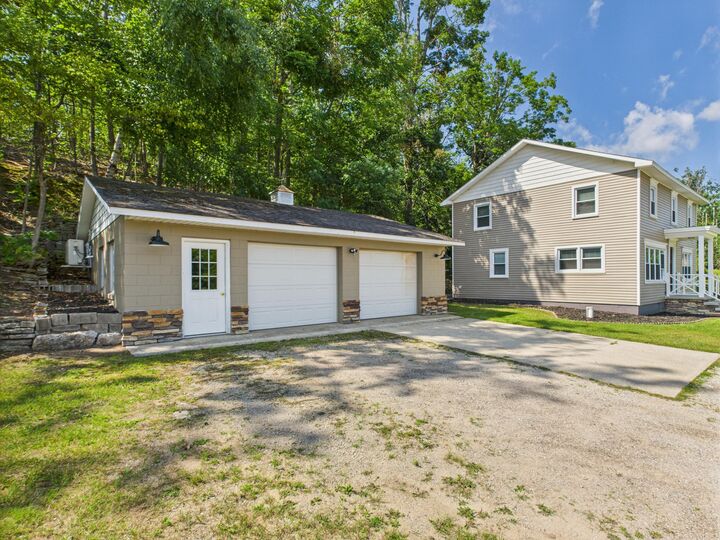 Property Photo: 680 Sparr Road MI 49735