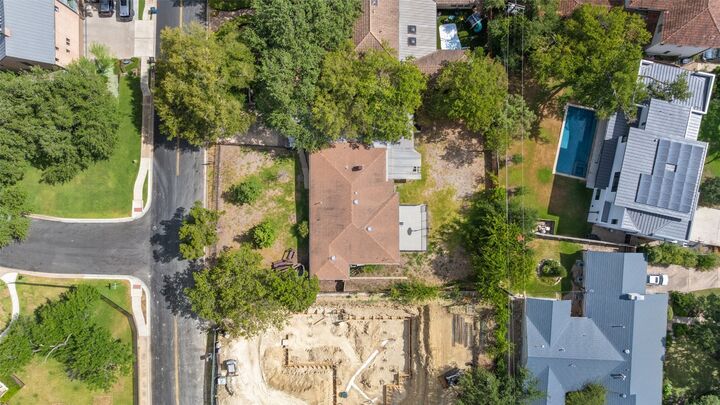 Property Photo: 2605 Hillview Road TX 78703