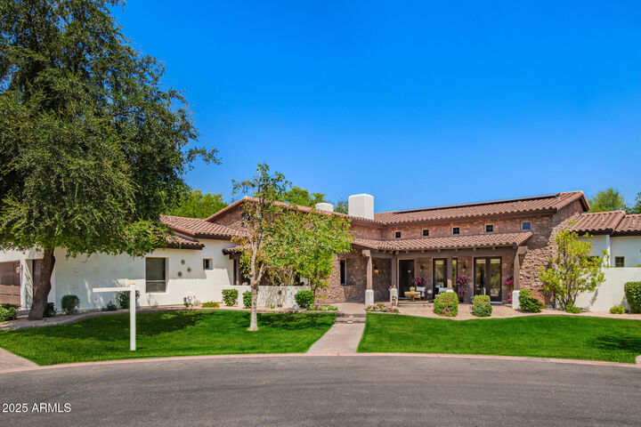 Property Photo: 2784 W Del Rio Place AZ 85224