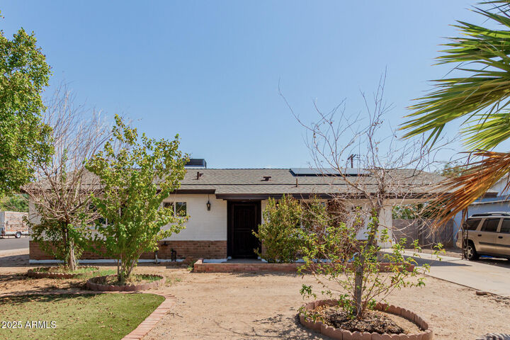 Property Photo:  2901 W Corrine Drive  AZ 85029 