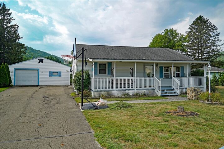 Property Photo:  6 Catlin Drive  NY 14812 
