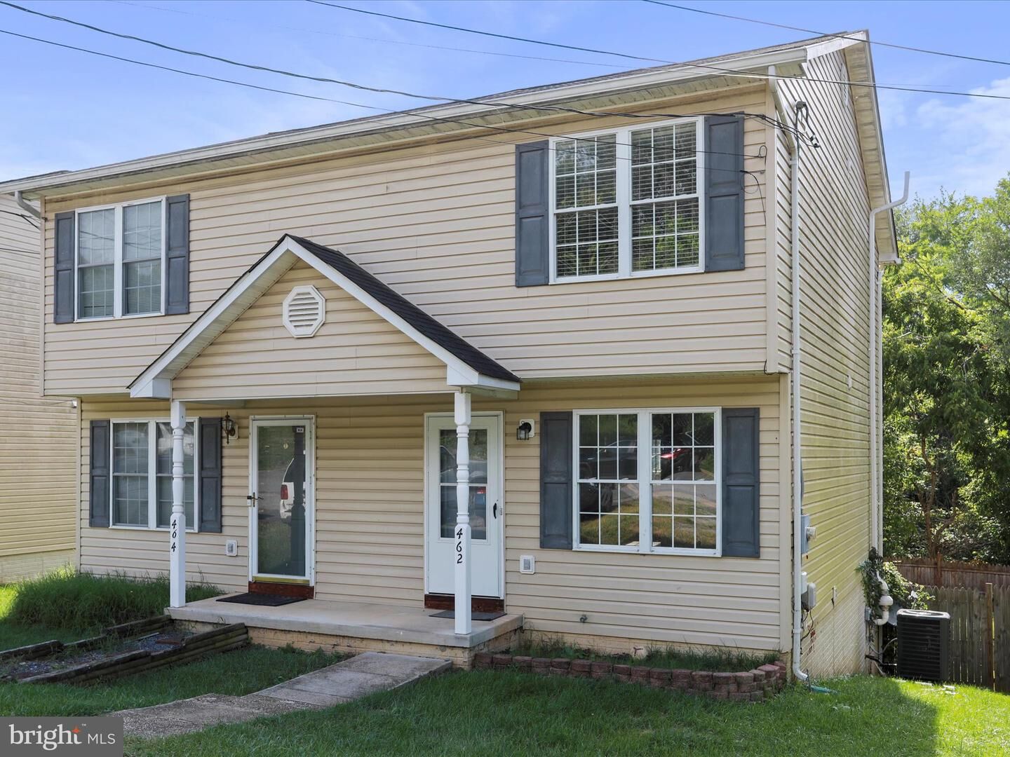 Property Photo:  462 Cherrydale Avenue  VA 22630 