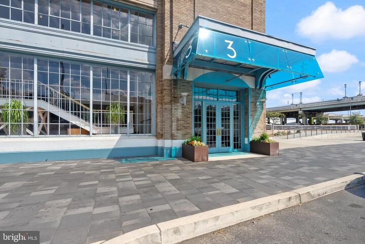 Property Photo:  3 N Chris Columbus Boulevard Rl106  PA 19106 
