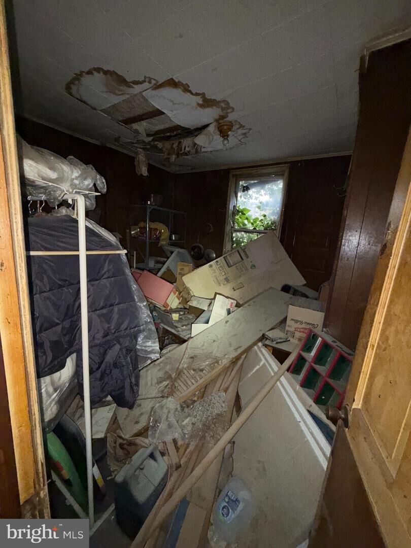 Property Photo:  2045 E Victoria Street  PA 19134