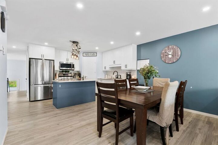 Property Photo: 72 Birchwood Lane MB R5G 2J3
