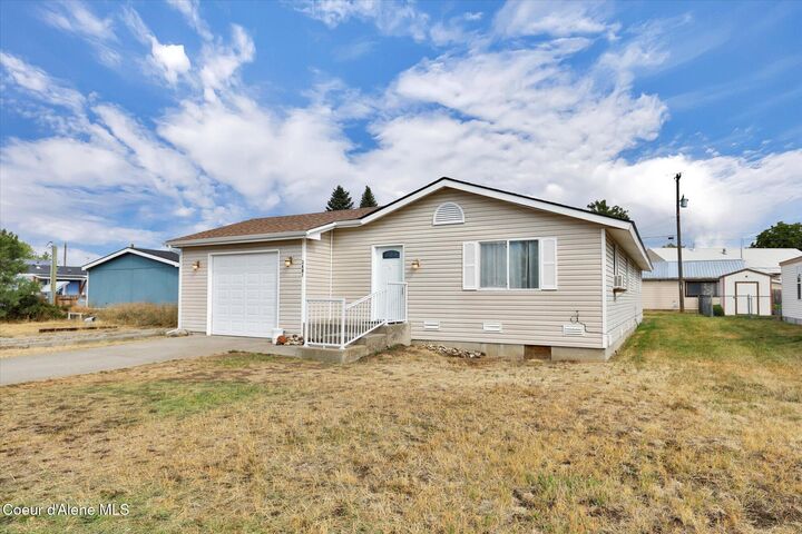 Property Photo:  3401 W Box Canyon Dr  ID 83854 