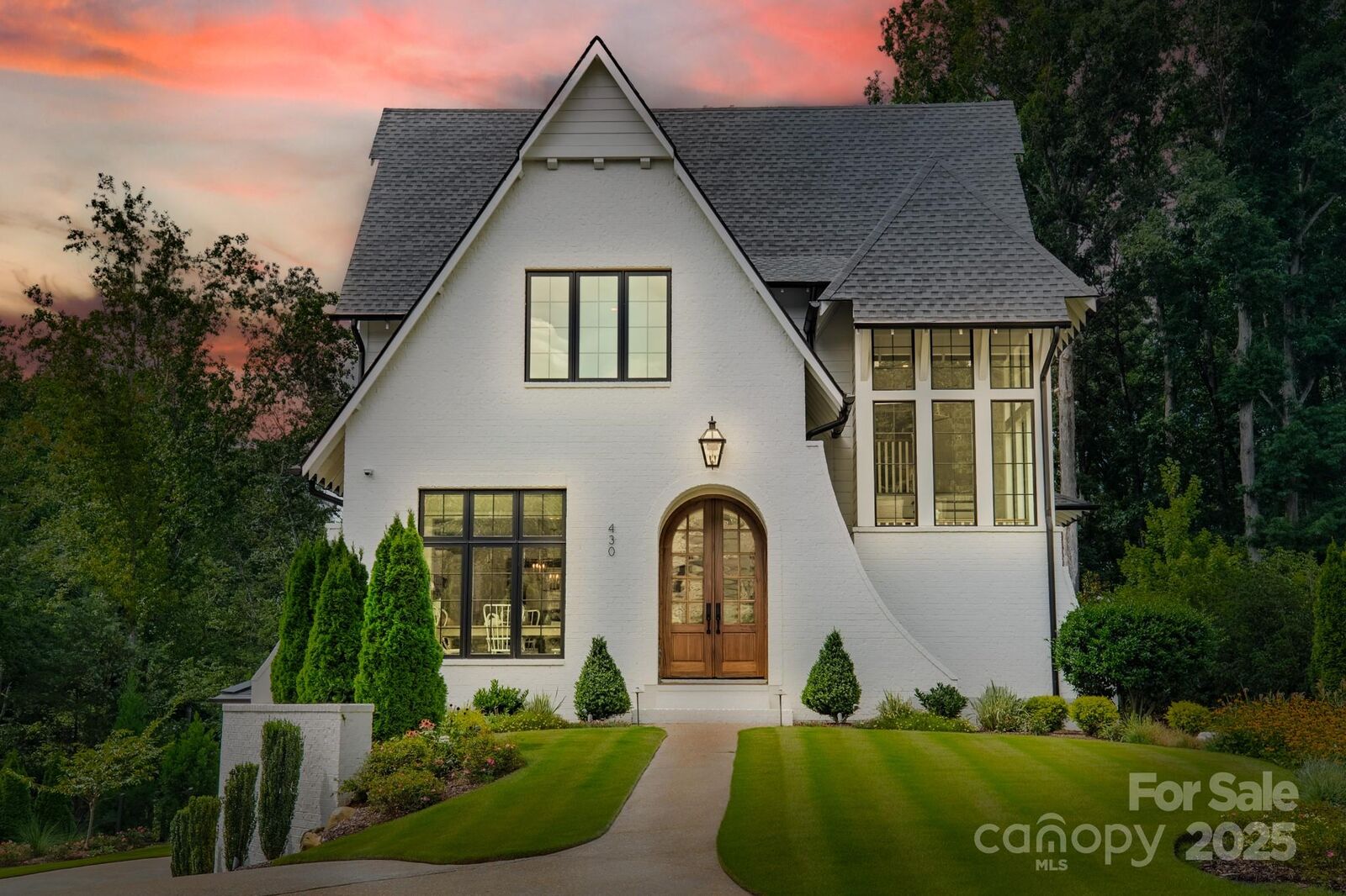 Property Photo: 430 Bramble Way SC 29708