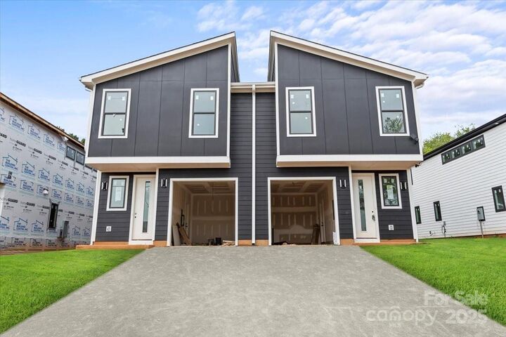 2514 Elmin Street  Charlotte NC 28208 photo