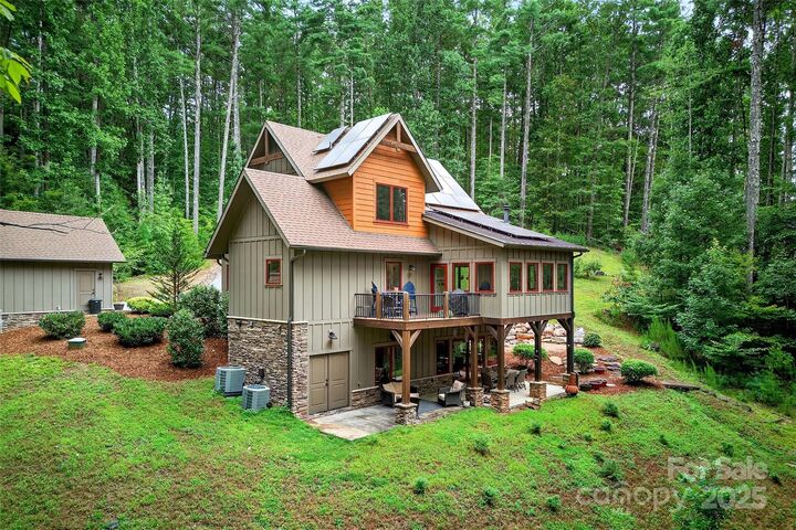 Property Photo: 186 Fish Camp Drive NC 28761