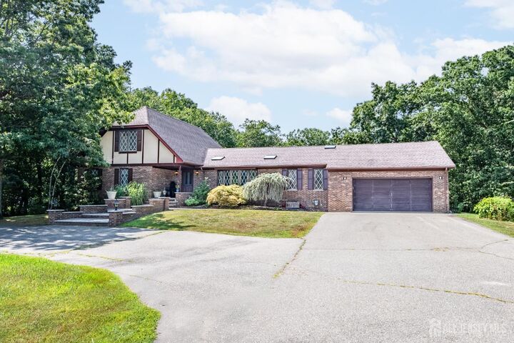 Property Photo:  164 Old Forge Road  NJ 08831 