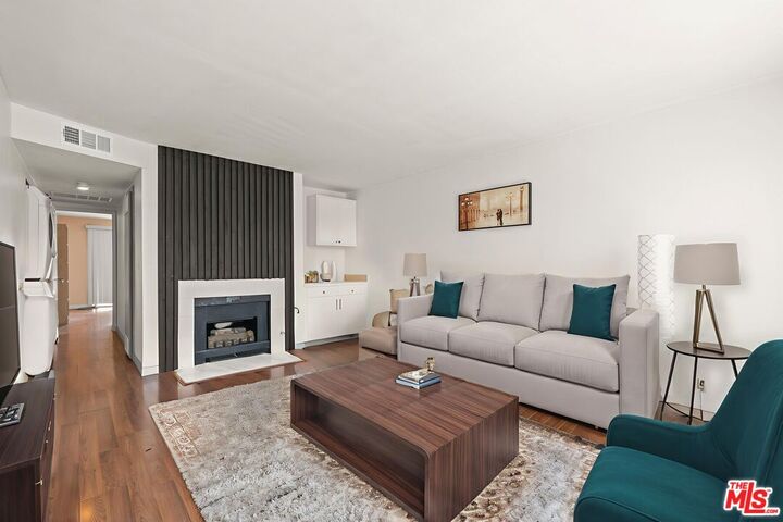 Property Photo:  15015 Sherman Way  CA 91405 