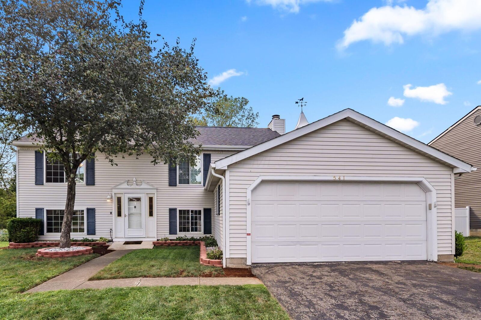 Property Photo:  541 Saddletree Drive  OH 43068 