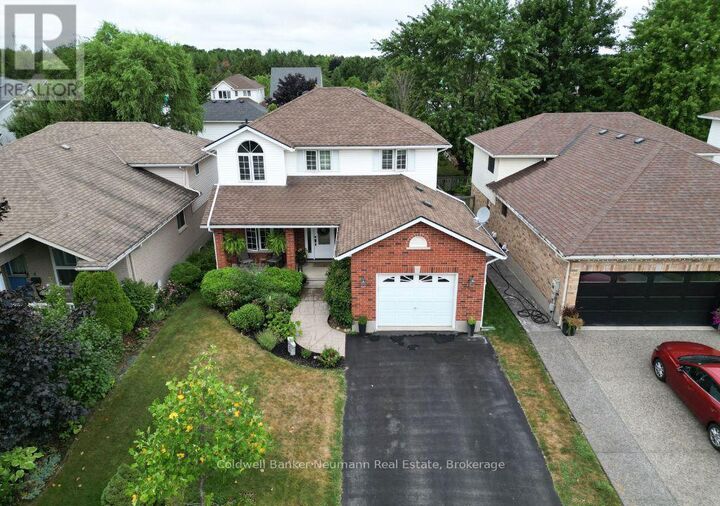 Property Photo:  56 Hayward Crescent  ON N1G 5A3 