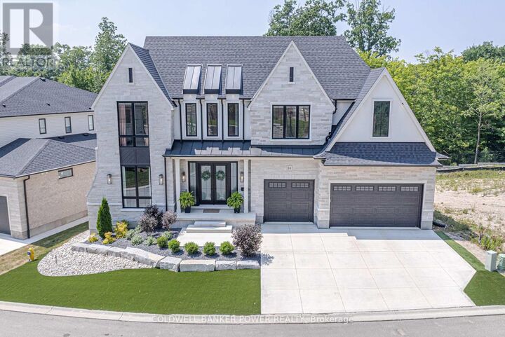 Property Photo: 720 Apricot Drive 14 ON N6K 0M5