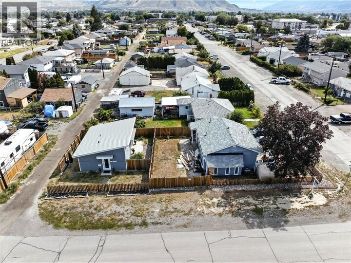 1074 Surrey Avenue  Kamloops BC V2B 1R2 photo