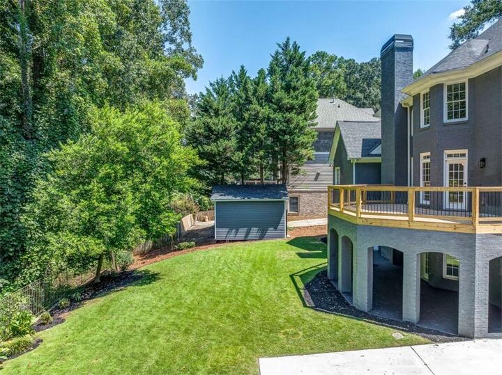 Property Photo: 1076 Devine Circle GA 30319
