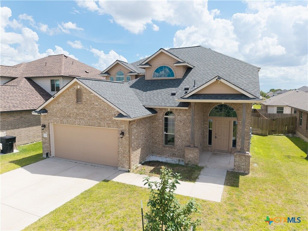 Property Photo:  211 Highmore Court  TX 76502 