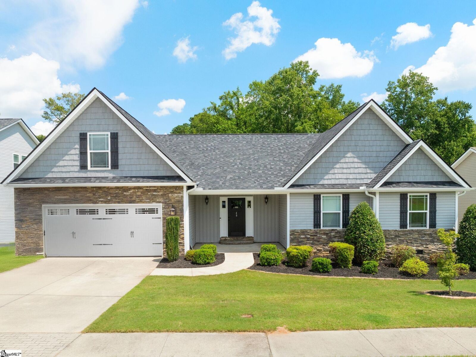 Property Photo:  48 Macle Court  SC 29690 