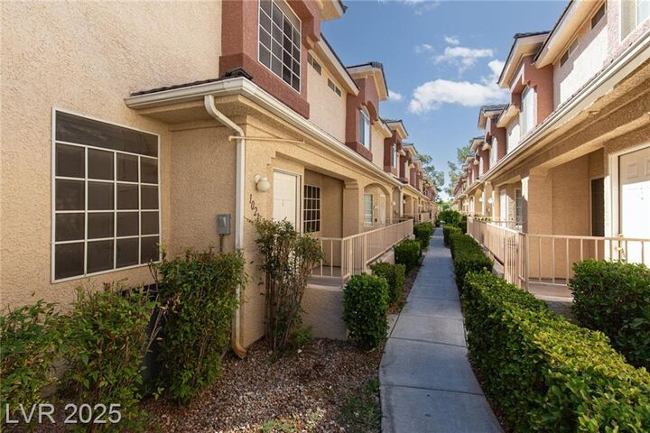 Property Photo:  1021 Dusty Creek Street  NV 89128 