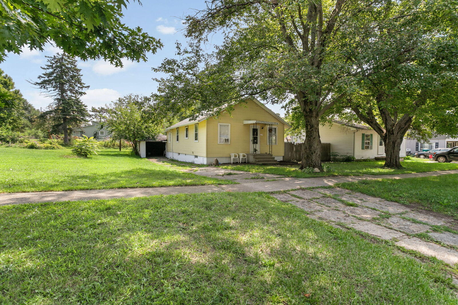 Property Photo:  309 Cable Street  IN 46350 