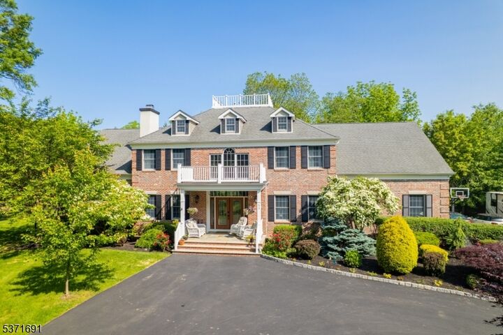 32 Four Bridges Rd  Chester Twp. NJ 07930 photo