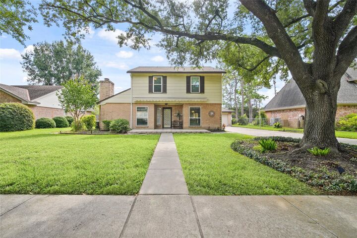 Property Photo: 8406 Argentina Street TX 77040