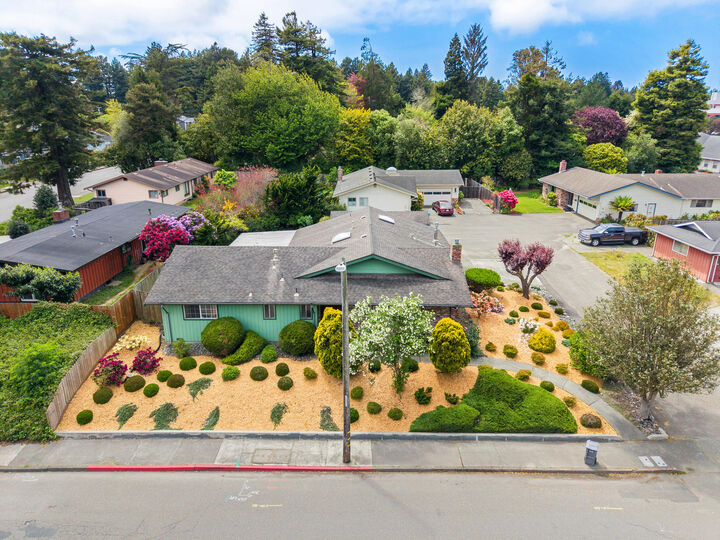 2812 Harrison Avenue  Eureka CA 95501 photo