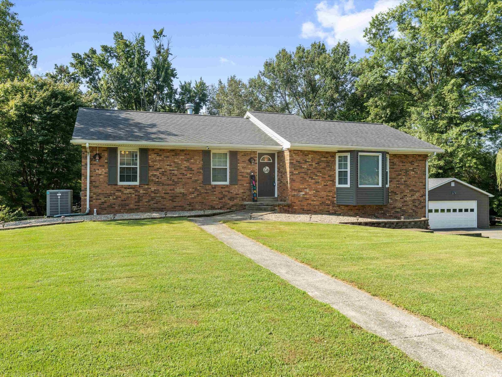 Property Photo:  5344 Chastain Drive  IN 47720-7706 